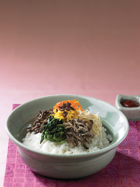산채비빔밥 (sanchae bibim bap)