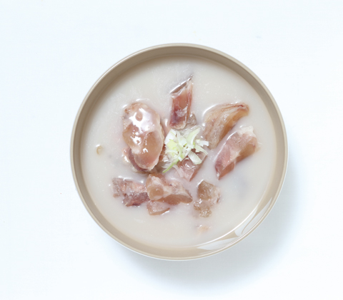 도가니탕 (Dogani-tang)